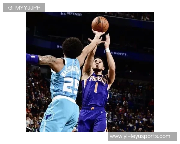 马威接近复出进行5对5训练布克期待他做好准备迎战