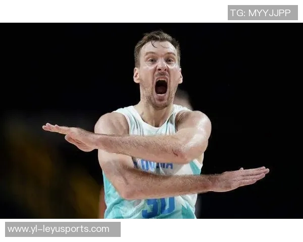 沃尔什半场完美表现七投全中三分三中三狂砍18分3篮板3抢断展现狠人风范