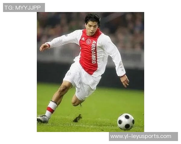 阿贾克斯在荷兰杯中以7-2狂胜马斯路易斯莫吉奥梅开二度展现锋芒