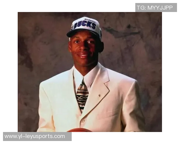 克莱期待超越雷阿伦在历史三分榜单上更进一步的梦想与决心