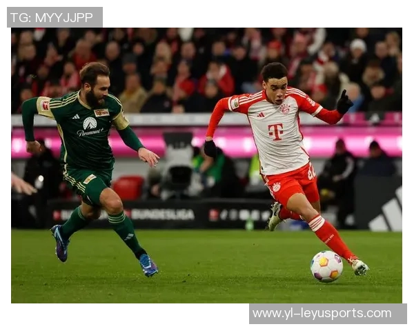 德甲前瞻：拜仁主场迎战狼堡门兴争胜奥格斯堡全力以赴